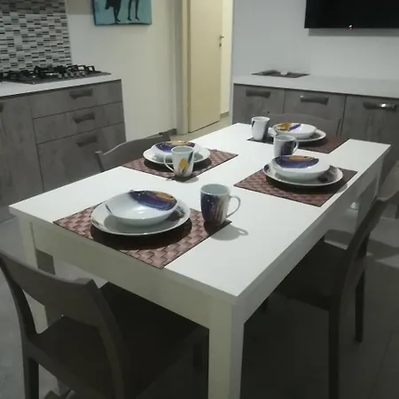 Dimora Dell'artista 2 Bed and Breakfast